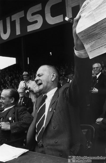Kurt Schumacher Opens the SPD’s Federal Election Campaign in Gelsenkirchen by Rejecting Ludwig Erhard’s Free Market Economics (June 19, 1949)